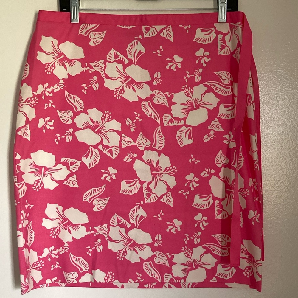 Casual Corner Pink and White Asymmetrical Wrap Skirt